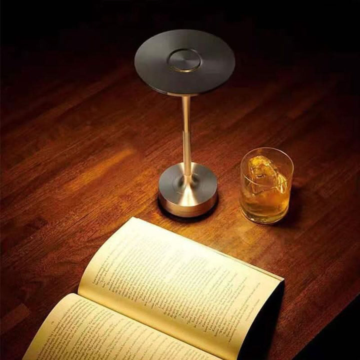 Minimalist Metal Table Lamp With Glossy Finish