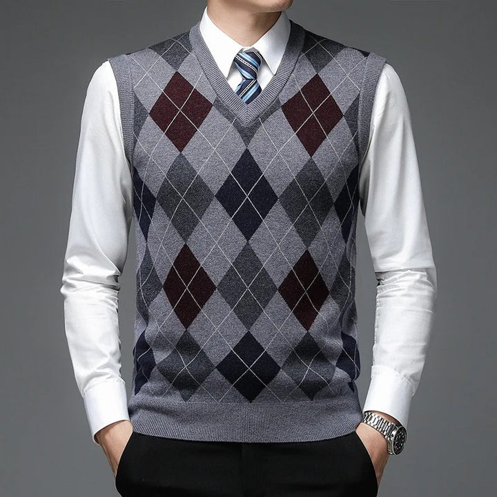 Oxford Diamond Cut Cashmere Vest